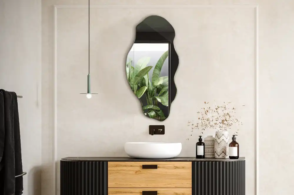 Odd shaped mirror wall original decoration