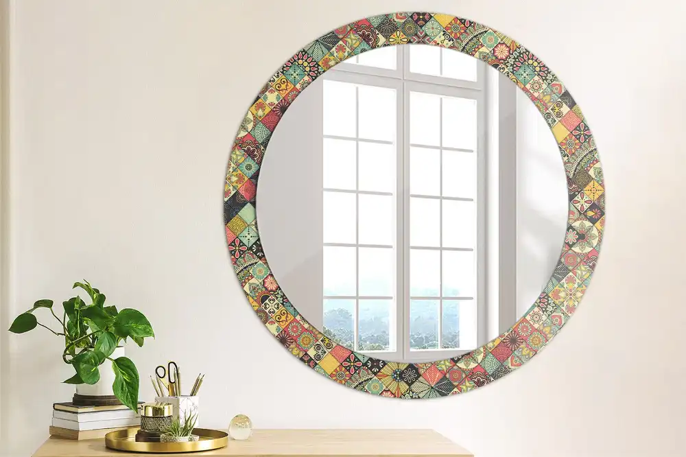 Round mirror frame with print Patchwork tiles