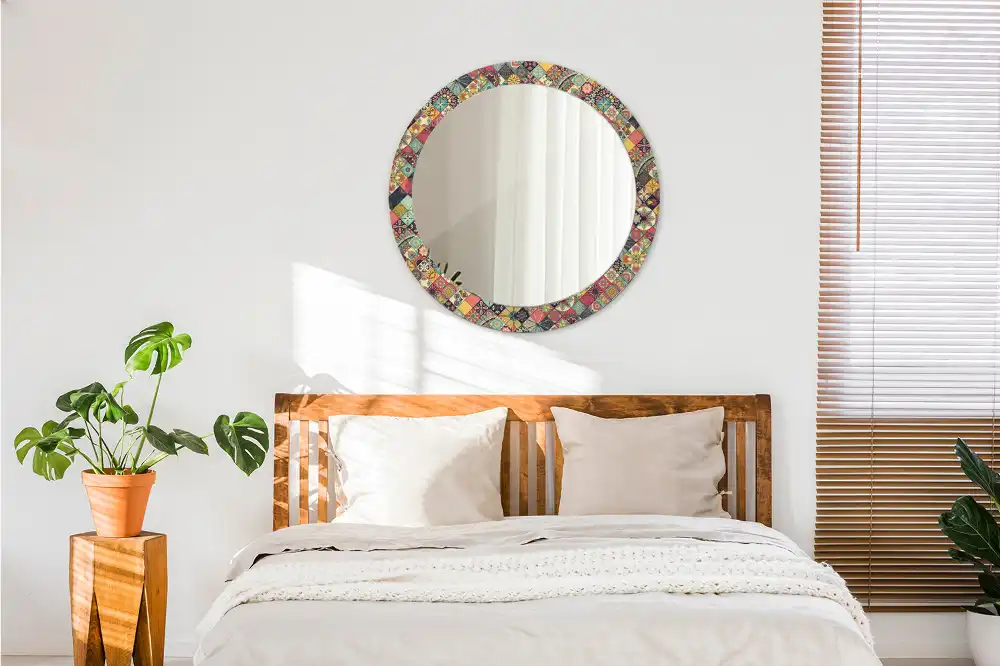 Round mirror frame with print Patchwork tiles