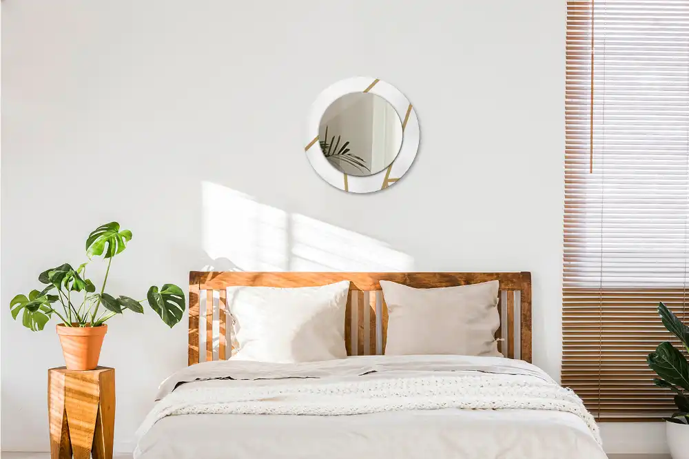 Round printed mirror Linear composition