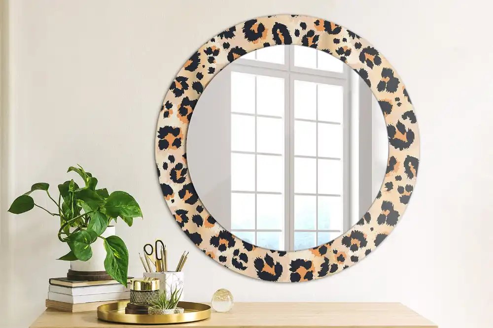 Round mirror frame with print Spotted pattern