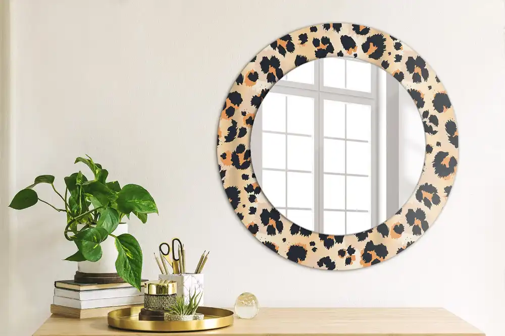Round mirror frame with print Spotted pattern