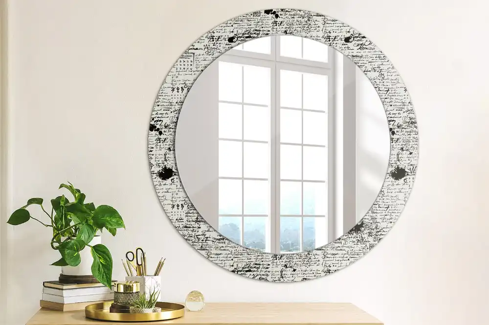 Round mirror frame with print Scribbles