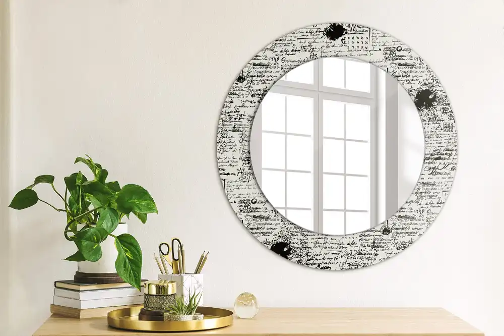 Round mirror frame with print Scribbles