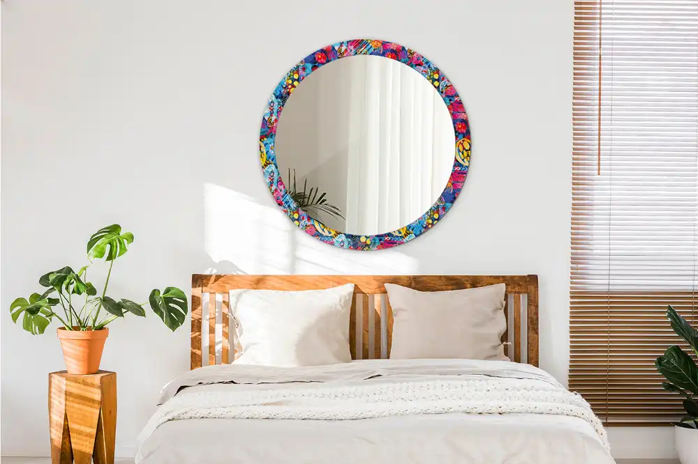 Round mirror frame with print Colorful scribbles