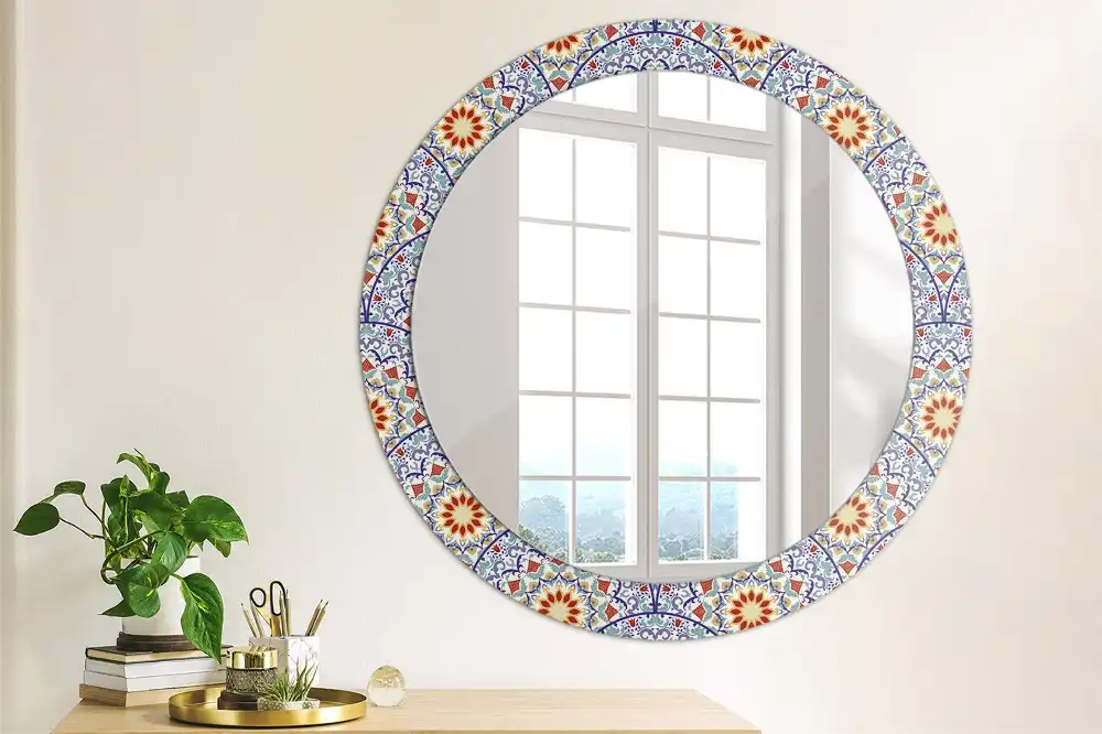 Round printed mirror Oriental composition