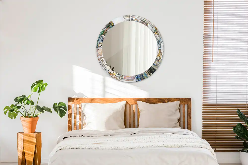 Round mirror frame with print Stained glass