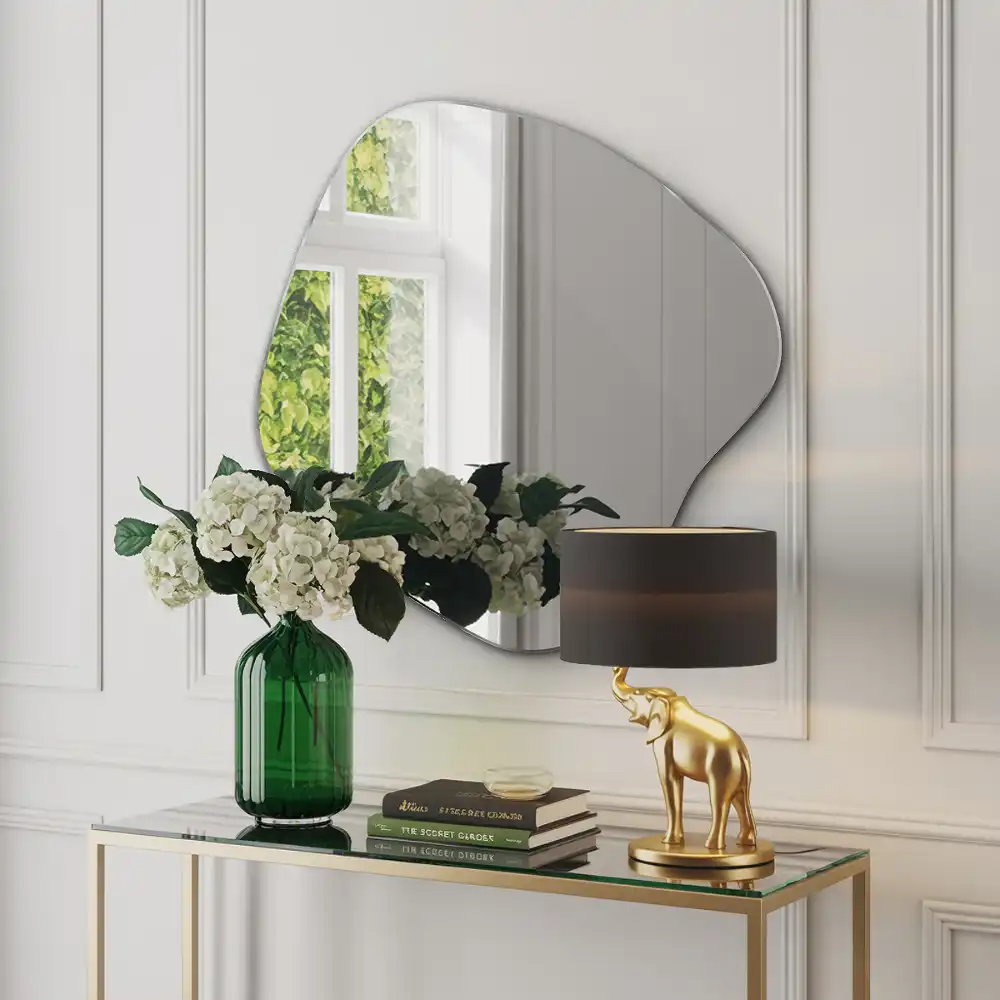 Splash shaped mirror striking accessory