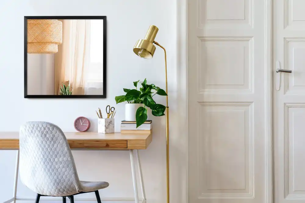 Mirror rectangle with black frame