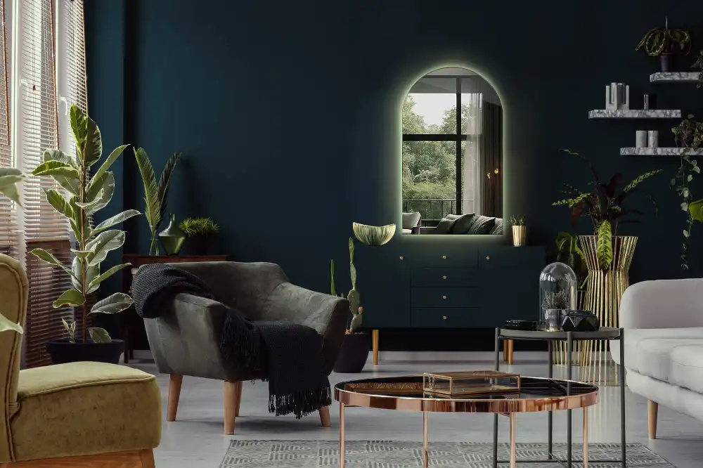 Arched mirror LED light