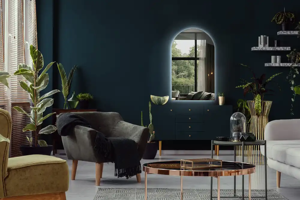 Arched mirror LED light