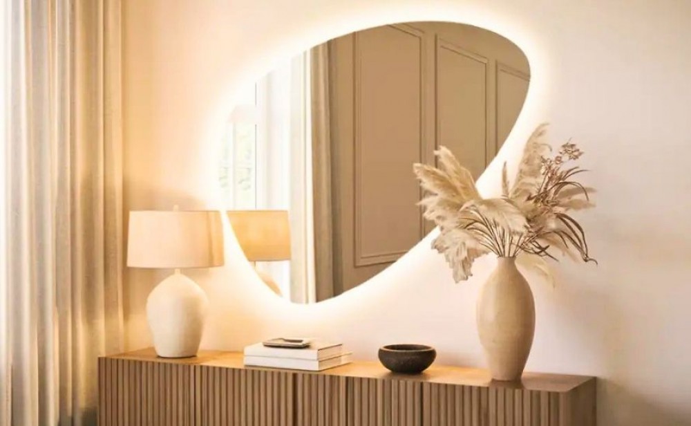 LED light in the mirror