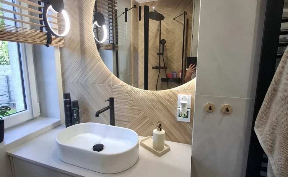 mirror for a small bathroom